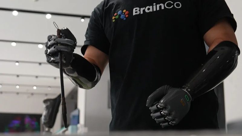 企业考勤管理新篇章：钉钉与企业微信考勤功能深度解析